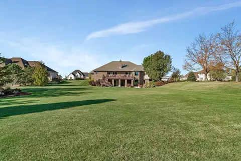 Exterior - 202 Barefoot Ct, Minooka, IL 60447 photo 9 of 15