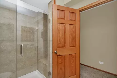 Bath - 202 Barefoot Ct, Minooka, IL 60447 photo 5 of 5