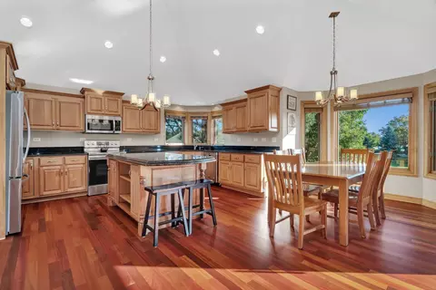 Kitchen - 202 Barefoot Ct, Minooka, IL 60447 photo 1 of 7