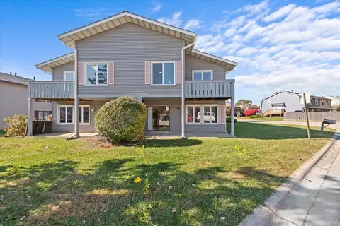 20 Elm Ct #2, Bolingbrook, IL 60440