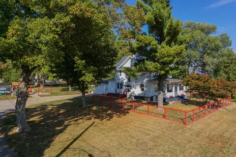 408 N West St, Danvers, IL 61732 photo 3