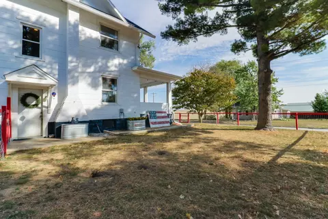 408 N West St, Danvers, IL 61732 photo 37