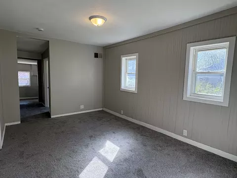 458 N Washington Ave, Kankakee, IL 60901 photo 4