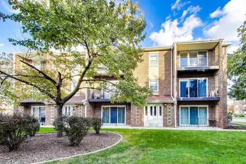 6416 W 64th Pl #3A, Chicago, IL 60638