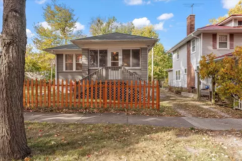 707 Pine St, Champaign, IL 61820