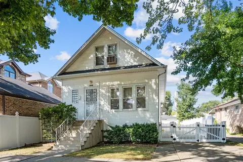 6248 W Berteau Ave, Chicago, IL 60634