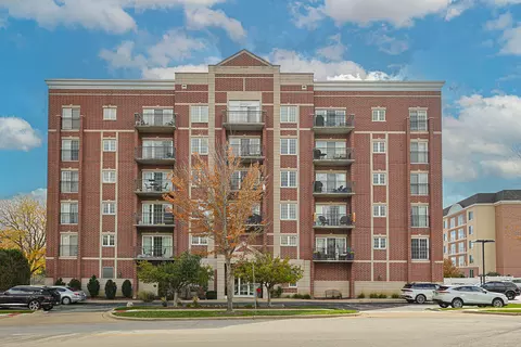 405 Creekside Dr #505, Palatine, IL 60074