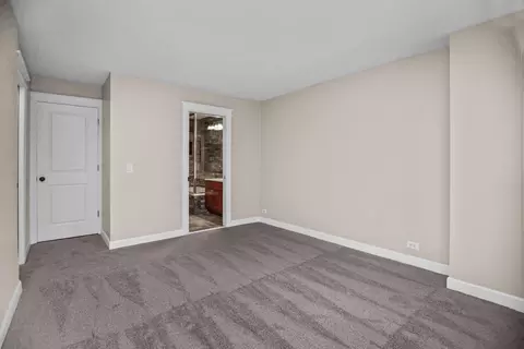Bedroom - 30 E Huron St #907, Chicago, IL 60611 photo 2 of 3