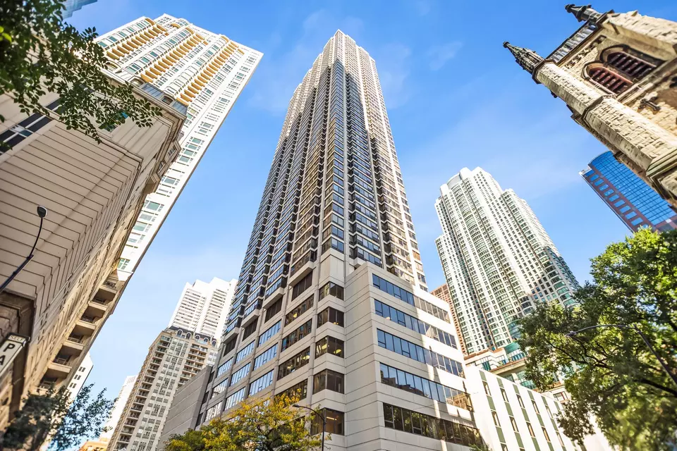 Exterior - 30 E Huron St #907, Chicago, IL 60611 photo 1 of 2