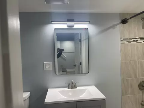 Bath - 616 E 90th St, Chicago, IL 60619 photo 4 of 4