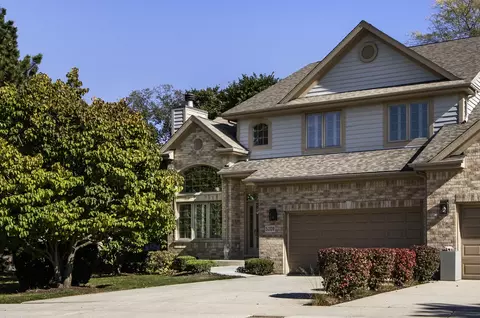 5209 Commonwealth Ave, Western Springs, IL 60558