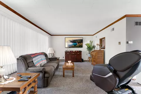 Living - 1007 W Corning Rd, Beecher, IL 60401 photo 1 of 5