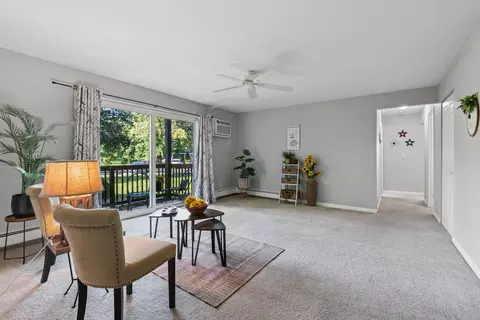 Living - 19300 Wolf Rd #2, Mokena, IL 60448 photo 1 of 1