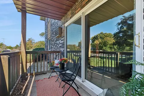 Exterior - 19300 Wolf Rd #2, Mokena, IL 60448 photo 1 of 4