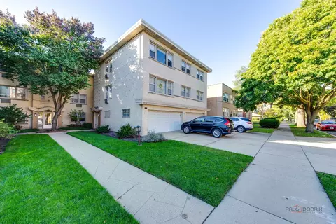 8044 Kenton Ave #2, Skokie, IL 60076
