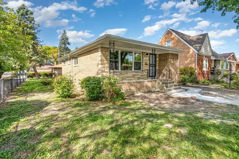 9356 S Union Ave, Chicago, IL 60628