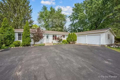 3500 Biscayne Rd, Mchenry, IL 60050