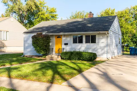 213 May St, Bensenville, IL 60106