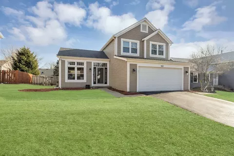 460 Hunters Way, Fox River Grove, IL 60021