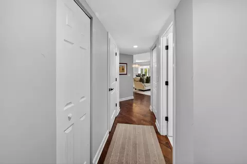 Entry Way - 555 S River Rd #301, Des Plaines, IL 60016 photo 2 of 2
