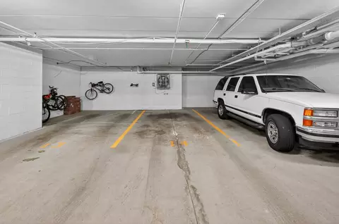 Exterior - 555 S River Rd #301, Des Plaines, IL 60016 photo 4 of 5