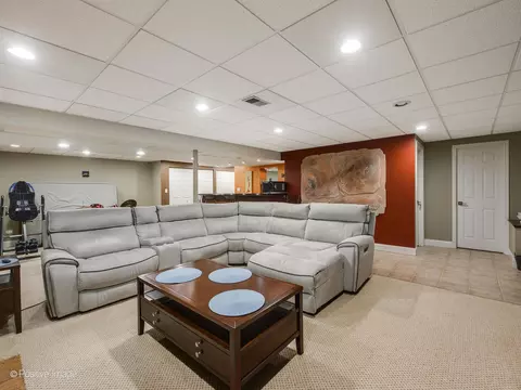 Living - 2008 Clematis Dr, Algonquin, IL 60102 photo 3 of 3