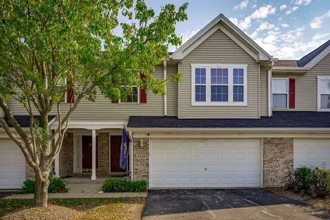 1339 Harvest Dr, Crest Hill, IL 60403