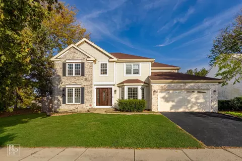 23 Bobolink Dr, Grayslake, IL 60030