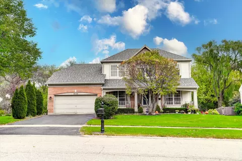 1034 Heather Ct, Fox River Grove, IL 60021