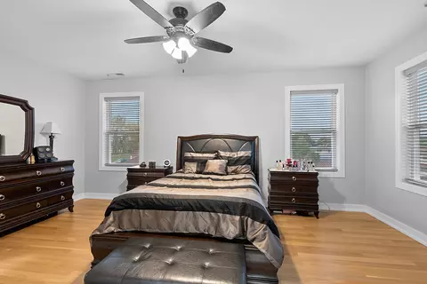 Bedroom - 7727 S Roberts Rd, Bridgeview, IL 60455 photo 2 of 4