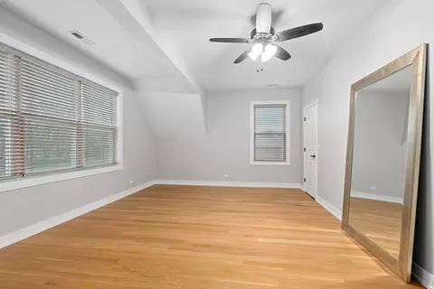 Bedroom - 7727 S Roberts Rd, Bridgeview, IL 60455 photo 4 of 4