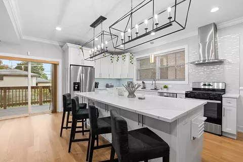 Kitchen - 7727 S Roberts Rd, Bridgeview, IL 60455 photo 1 of 4