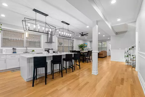 Kitchen - 7727 S Roberts Rd, Bridgeview, IL 60455 photo 4 of 4