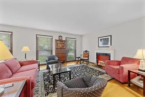 Undisclosed, Naperville, IL 60565 photo 2