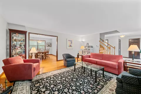 Undisclosed, Naperville, IL 60565 photo 3
