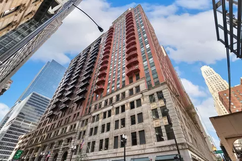 208 W Washington St #703, Chicago, IL 60606