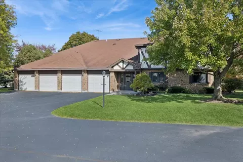 519 Banyon Ln #A, La Grange, IL 60525