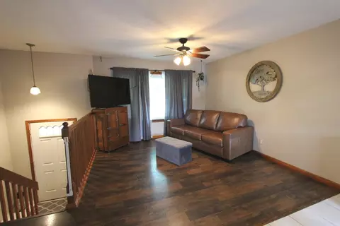 104 S Parkside Rd, Normal, IL 61761 photo 2