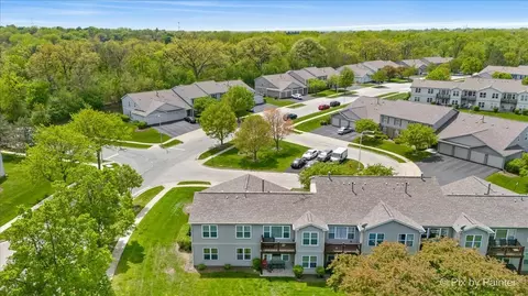 View/Area - 1023 Berkshire Ct #C, Elgin, IL 60120 photo 3 of 16