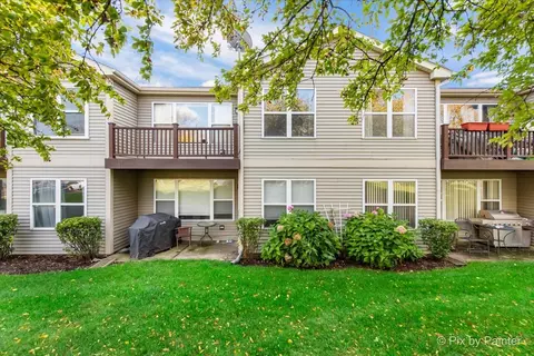 Other - 1023 Berkshire Ct #C, Elgin, IL 60120 photo 11 of 18