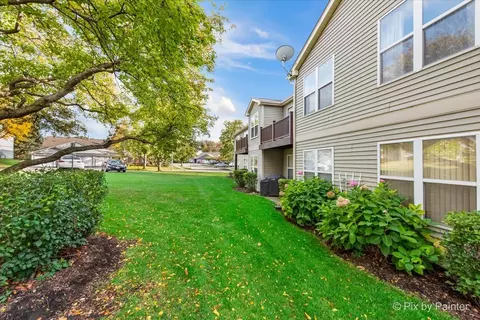 Exterior - 1023 Berkshire Ct #C, Elgin, IL 60120 photo 7 of 8
