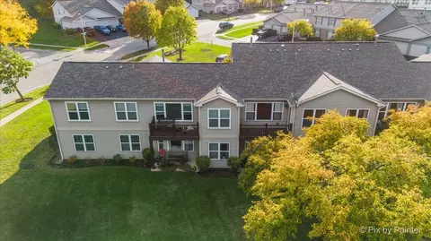 View/Area - 1023 Berkshire Ct #C, Elgin, IL 60120 photo 5 of 16
