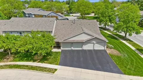 View/Area - 1023 Berkshire Ct #C, Elgin, IL 60120 photo 2 of 16