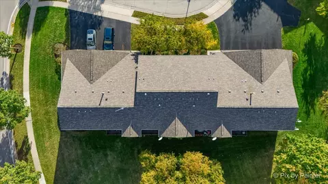 View/Area - 1023 Berkshire Ct #C, Elgin, IL 60120 photo 7 of 16