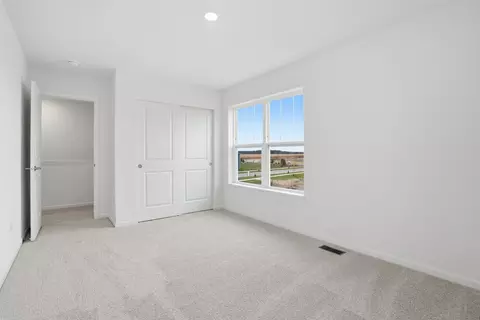 Bedroom - 342 Danforth Dr, Oswego, IL 60543 photo 5 of 5