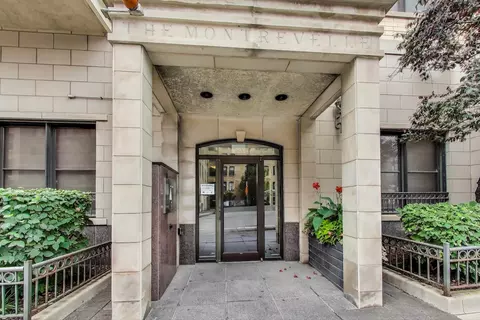 520 N Halsted St #410, Chicago, IL 60642
