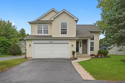 2021 Aspen Dr, Woodstock, IL 60098