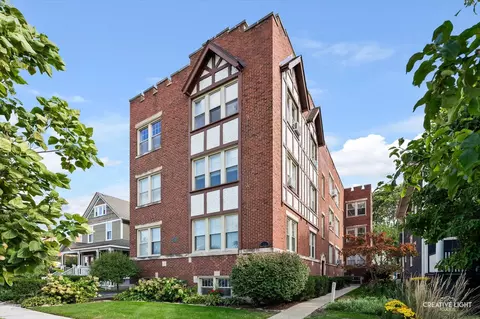 11 6th Ave #2A, La Grange, IL 60525