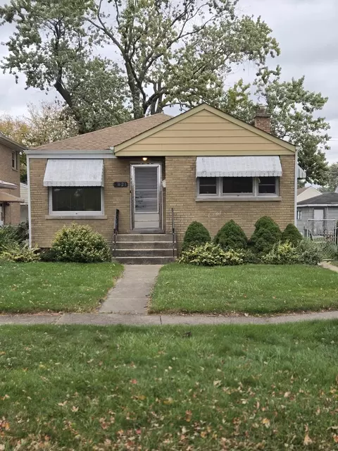 3421 Sunset Ln, Franklin Park, IL 60131