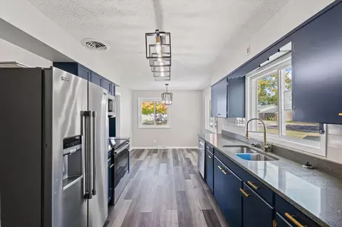 Kitchen - 731 Dale St, Normal, IL 61761 photo 4 of 4